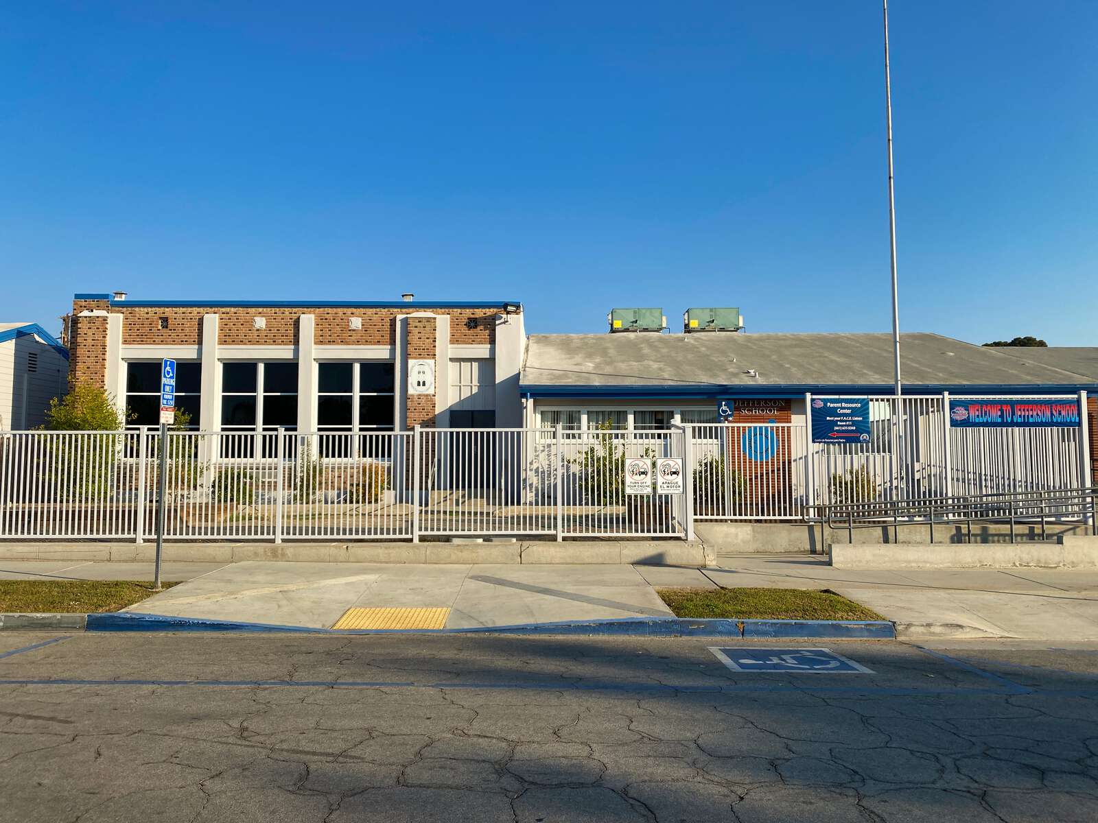 Jefferson Elementary in Bakersfield California Hero Image