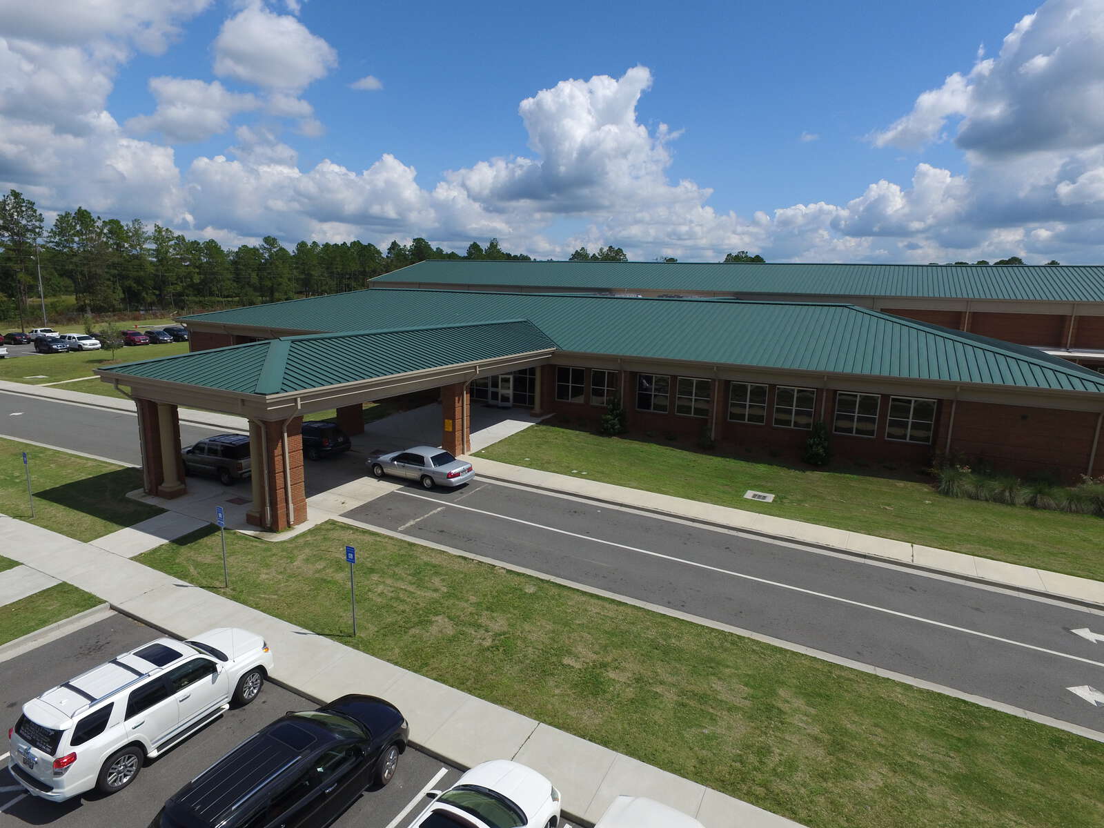 Jesup Elementary  in Jesup Georgia Hero Image