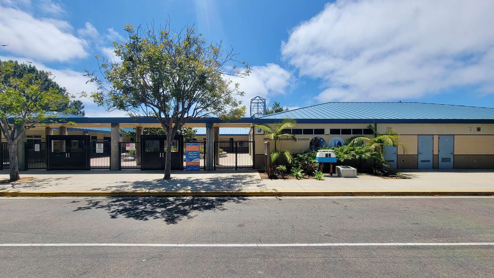 Jefferson Elementary School in Carlsbad California Hero Image