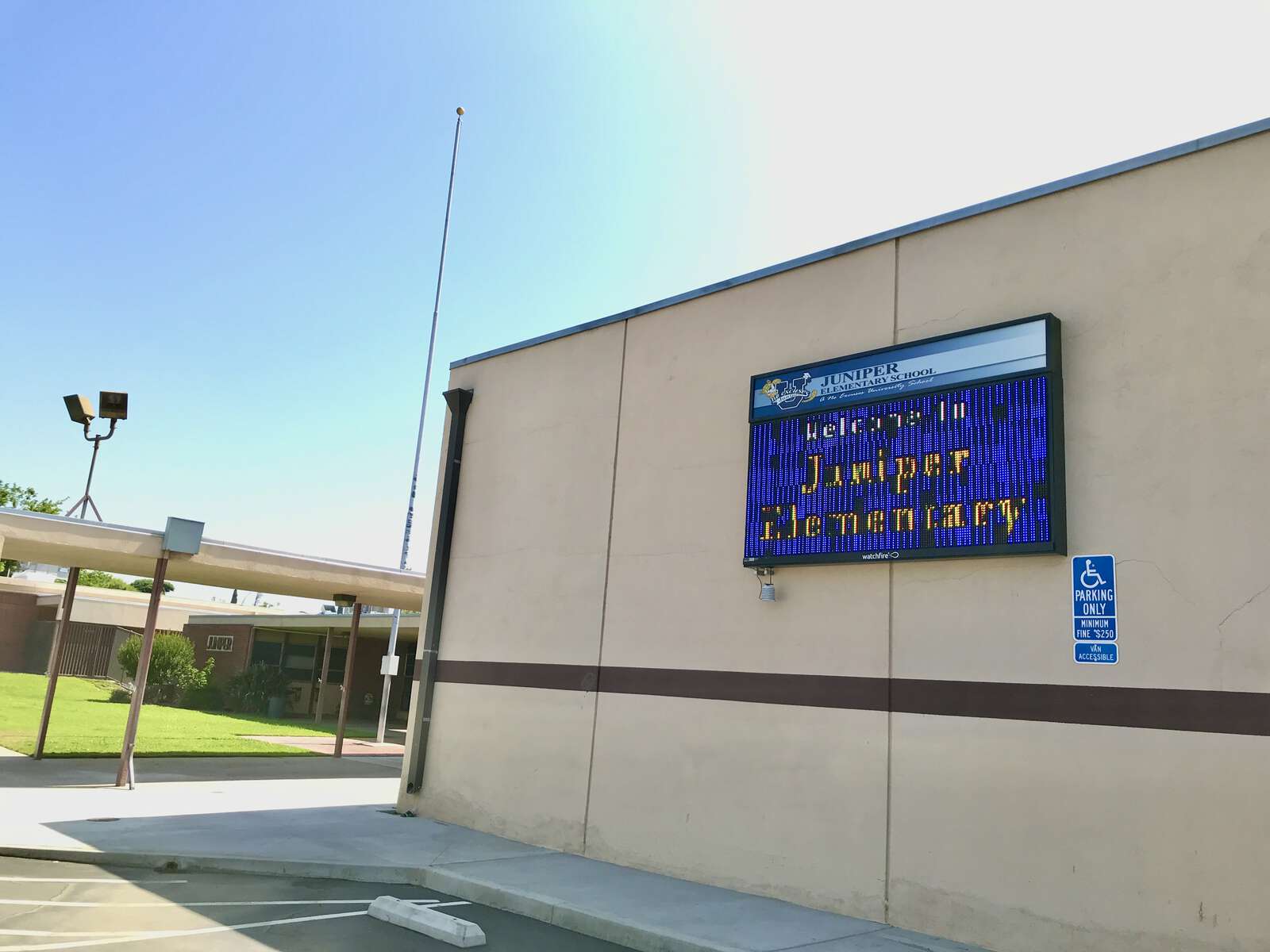 Juniper Elementary School in Fontana California Hero Image