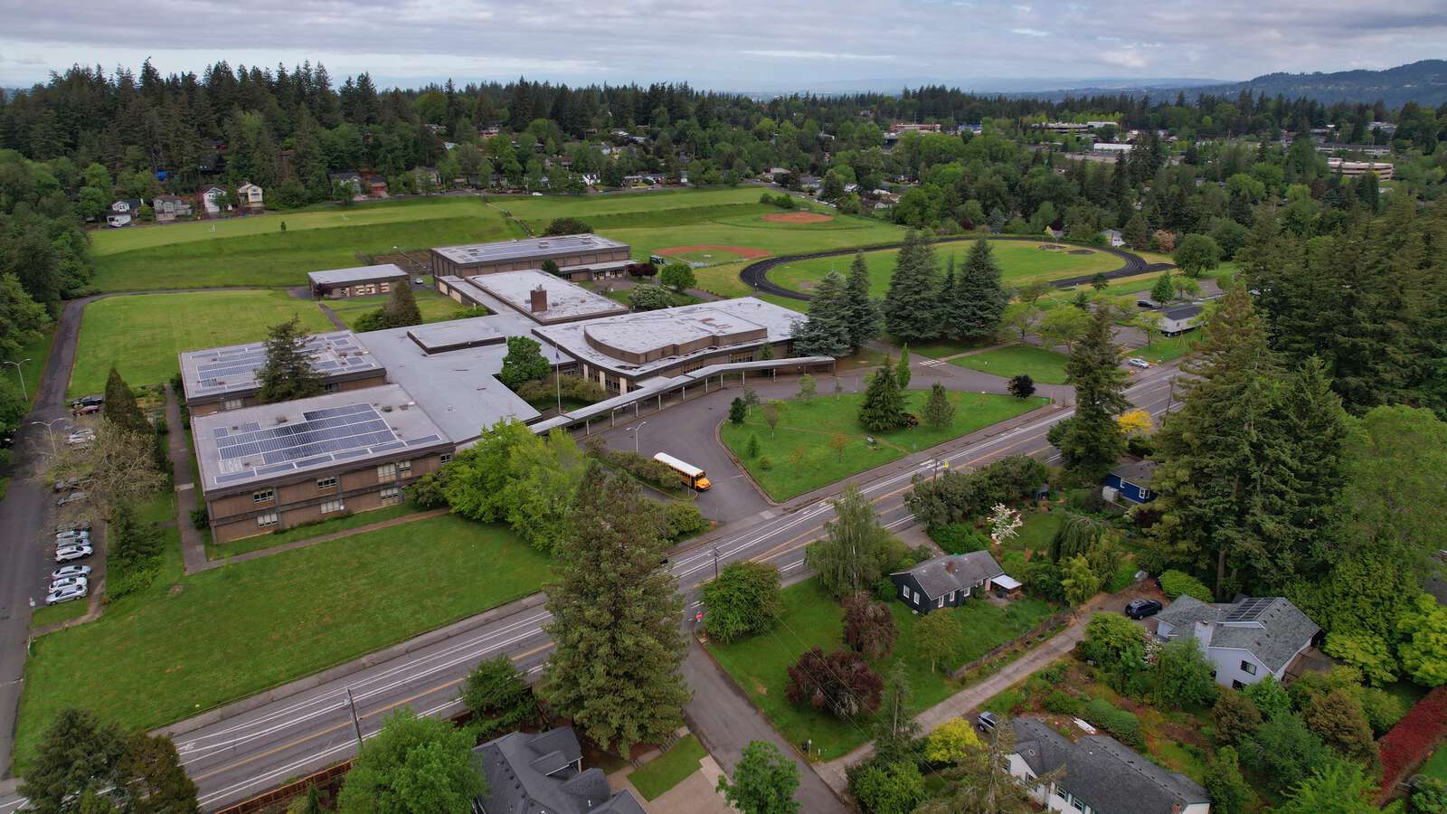 Jackson Middle School in Portland Oregon Hero Image
