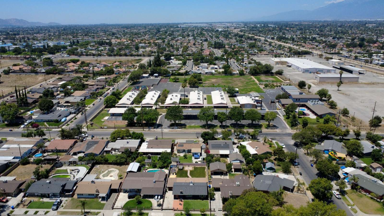 J. P. Kelley Elementary School in Rialto California Hero Image