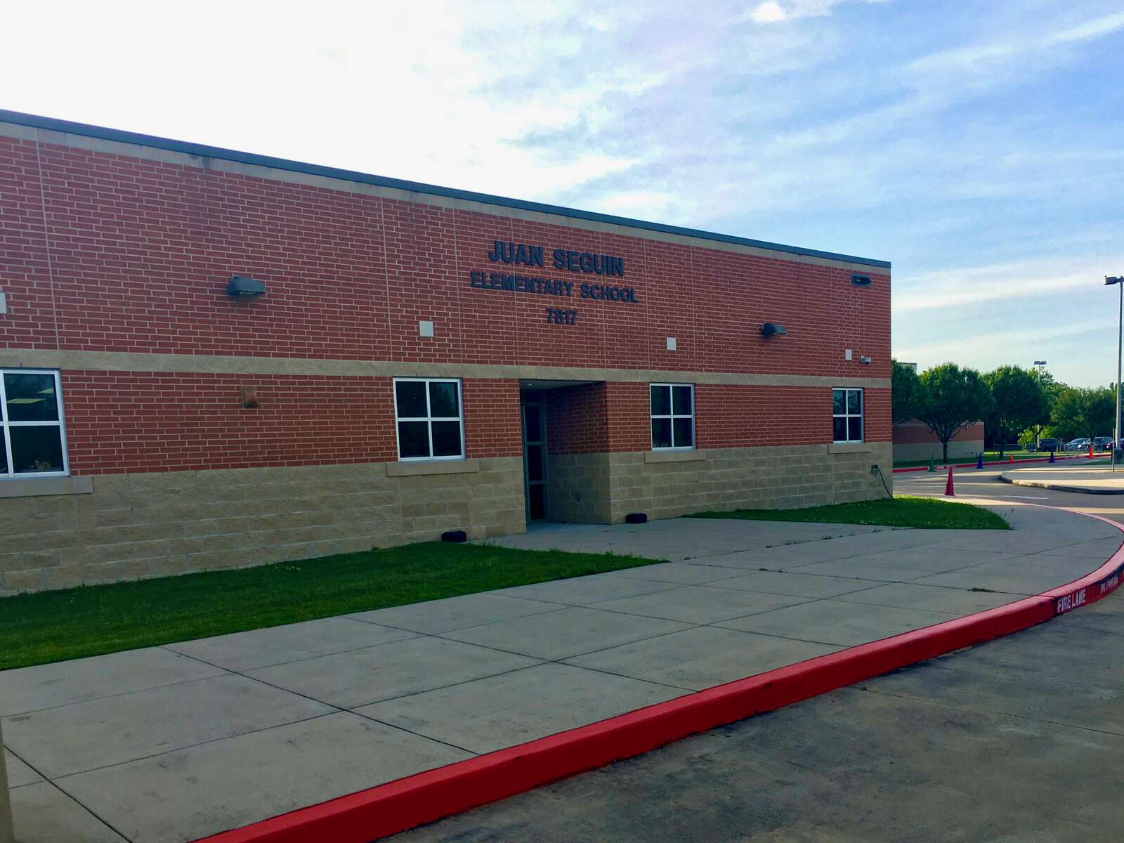 Seguin Elementary School in Richmond Texas Hero Image