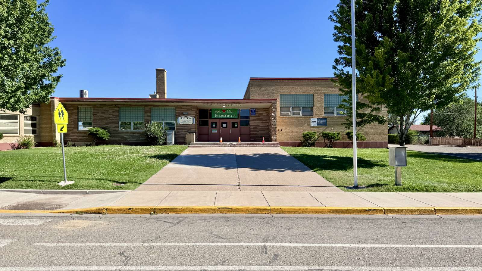 Kemper Elementary School in Cortez Colorado Hero Image