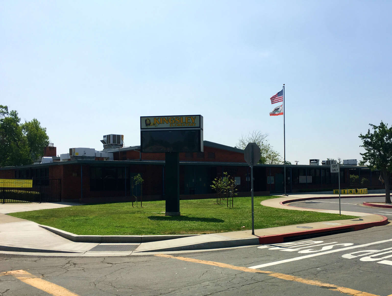 Kingsley Elementary School in Pomona California Hero Image