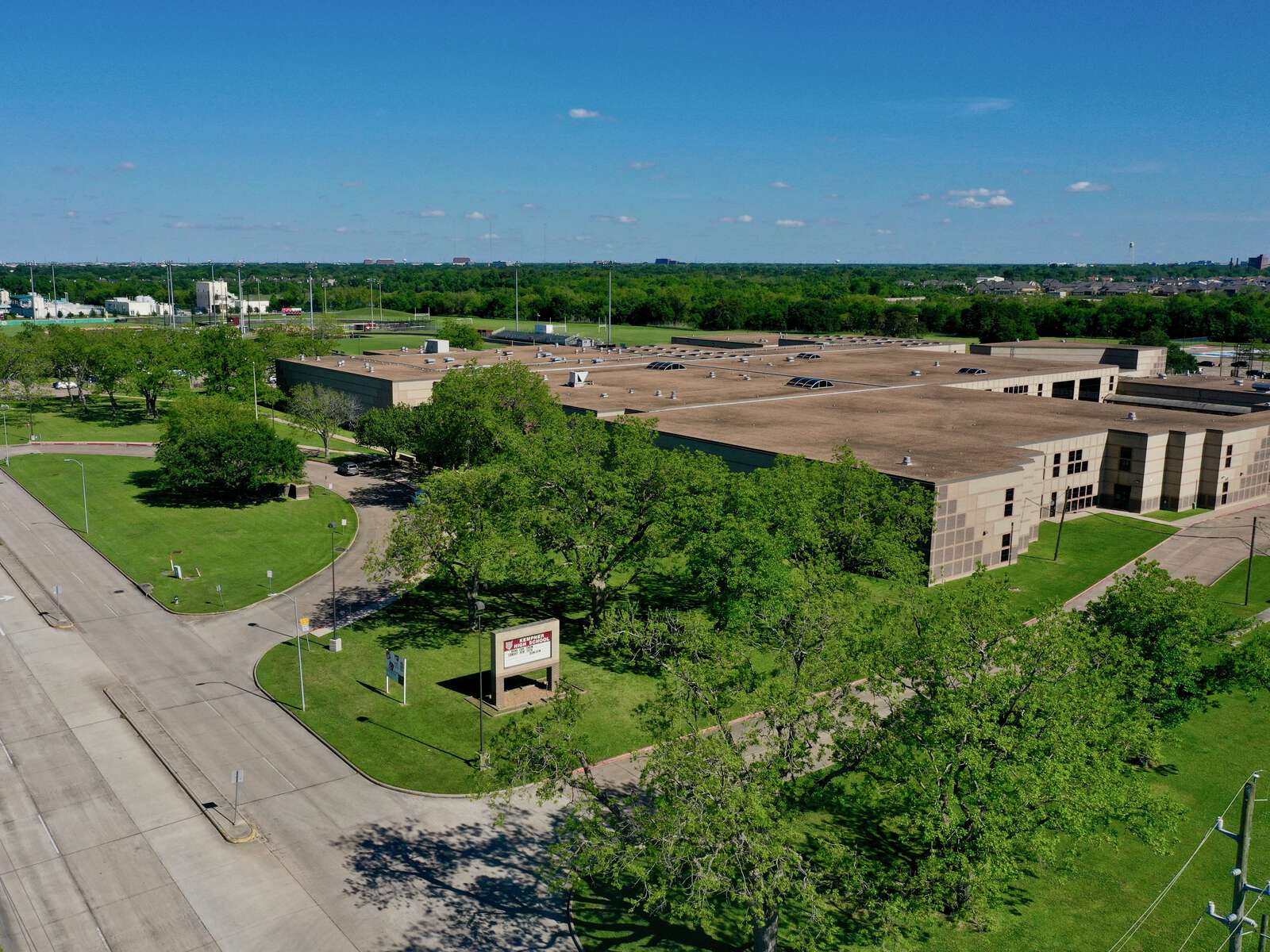 Kempner High School in Sugar Land Texas Hero Image