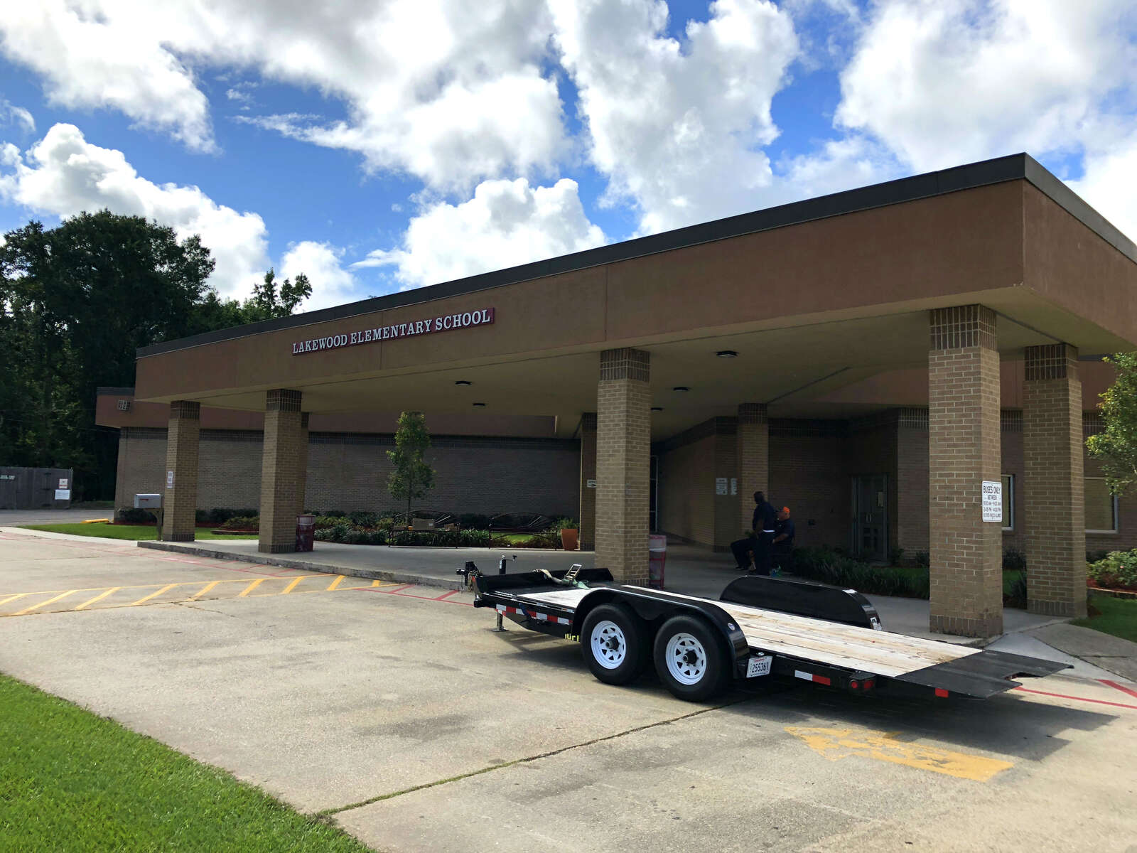 Lakewood Elementary School in Luling Louisiana Hero Image