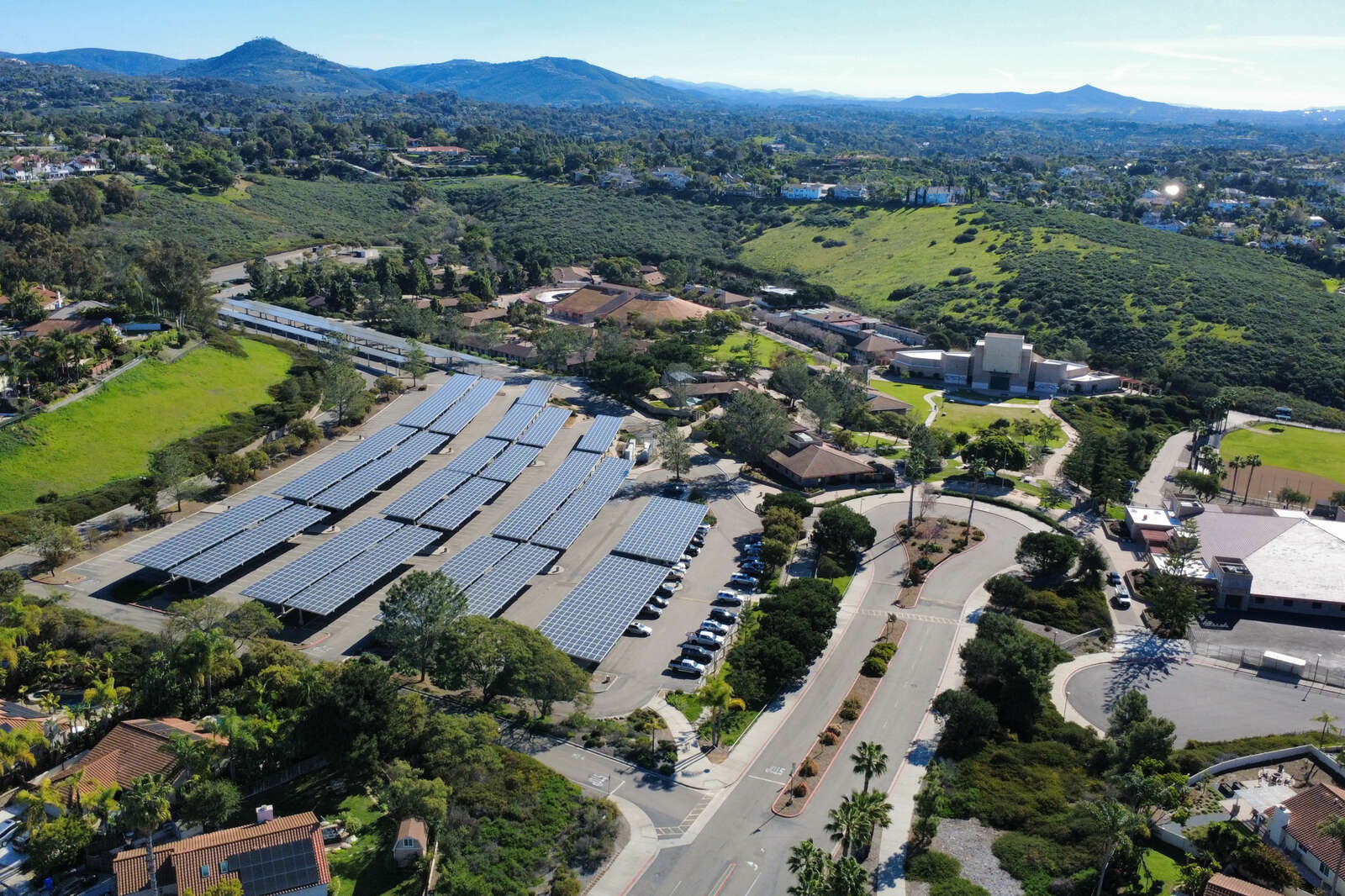 La Costa Canyon High School in Carlsbad California Hero Image