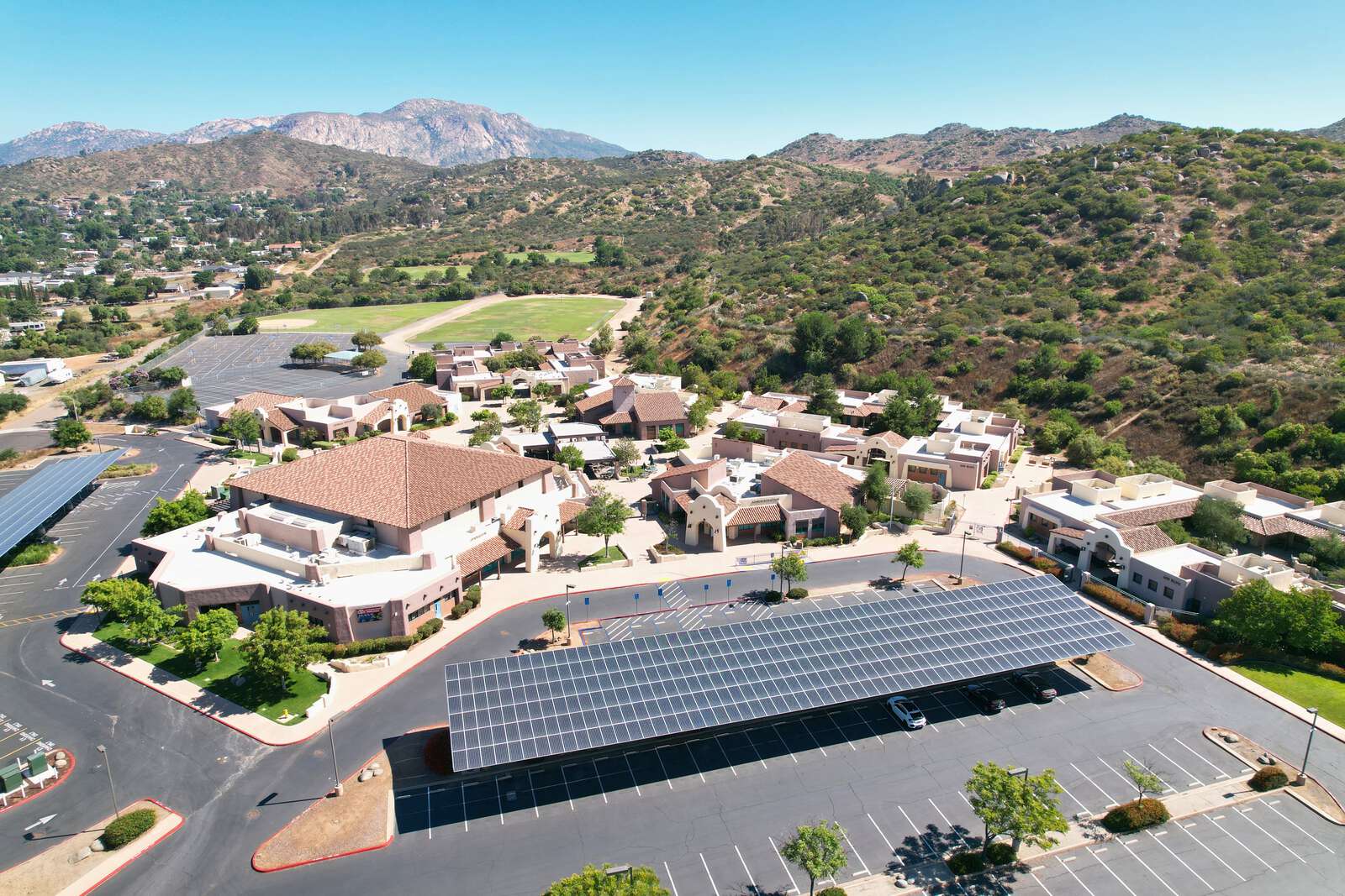 Los Coches Creek Middle School in El Cajon California Hero Image