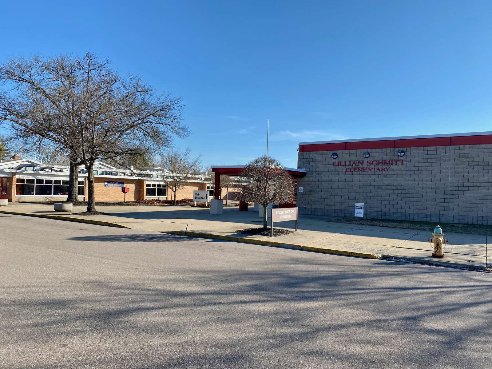 L.C. Schmitt Elementary School in Columbus Indiana Hero Image