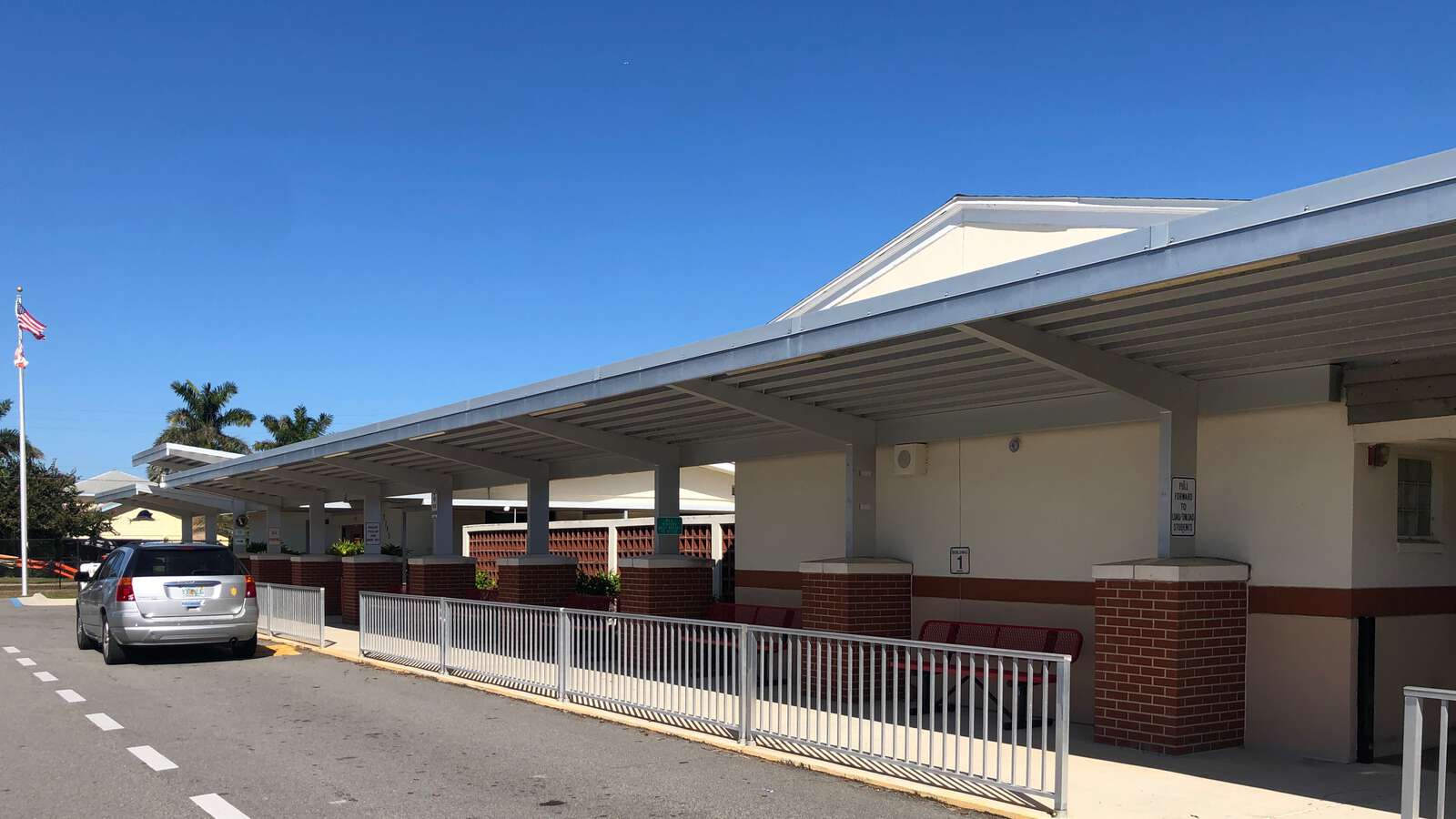 Longstreet Elementary School in Daytona Beach Florida Hero Image