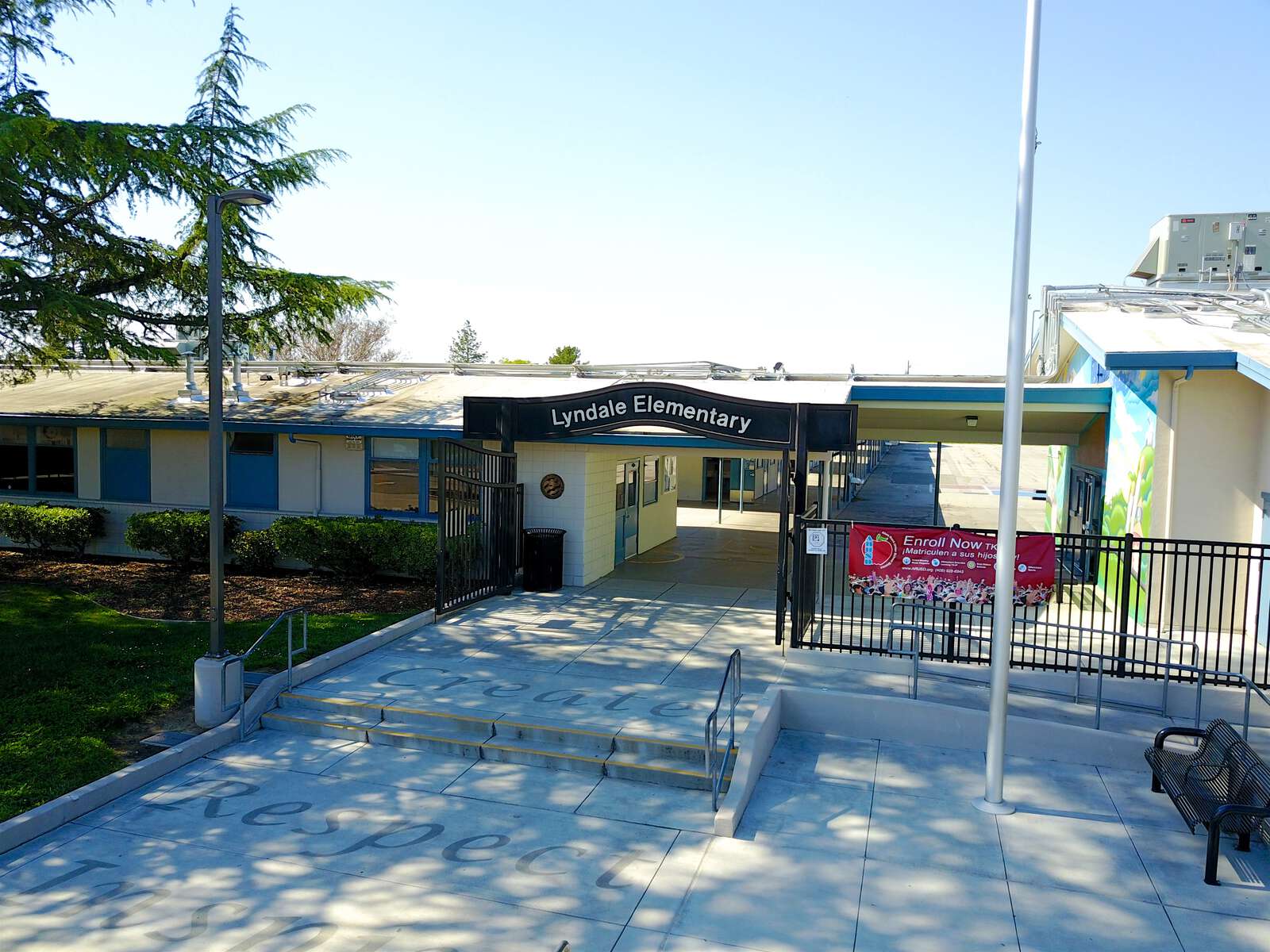 Lyndale Elementary School in San Jose California Hero Image
