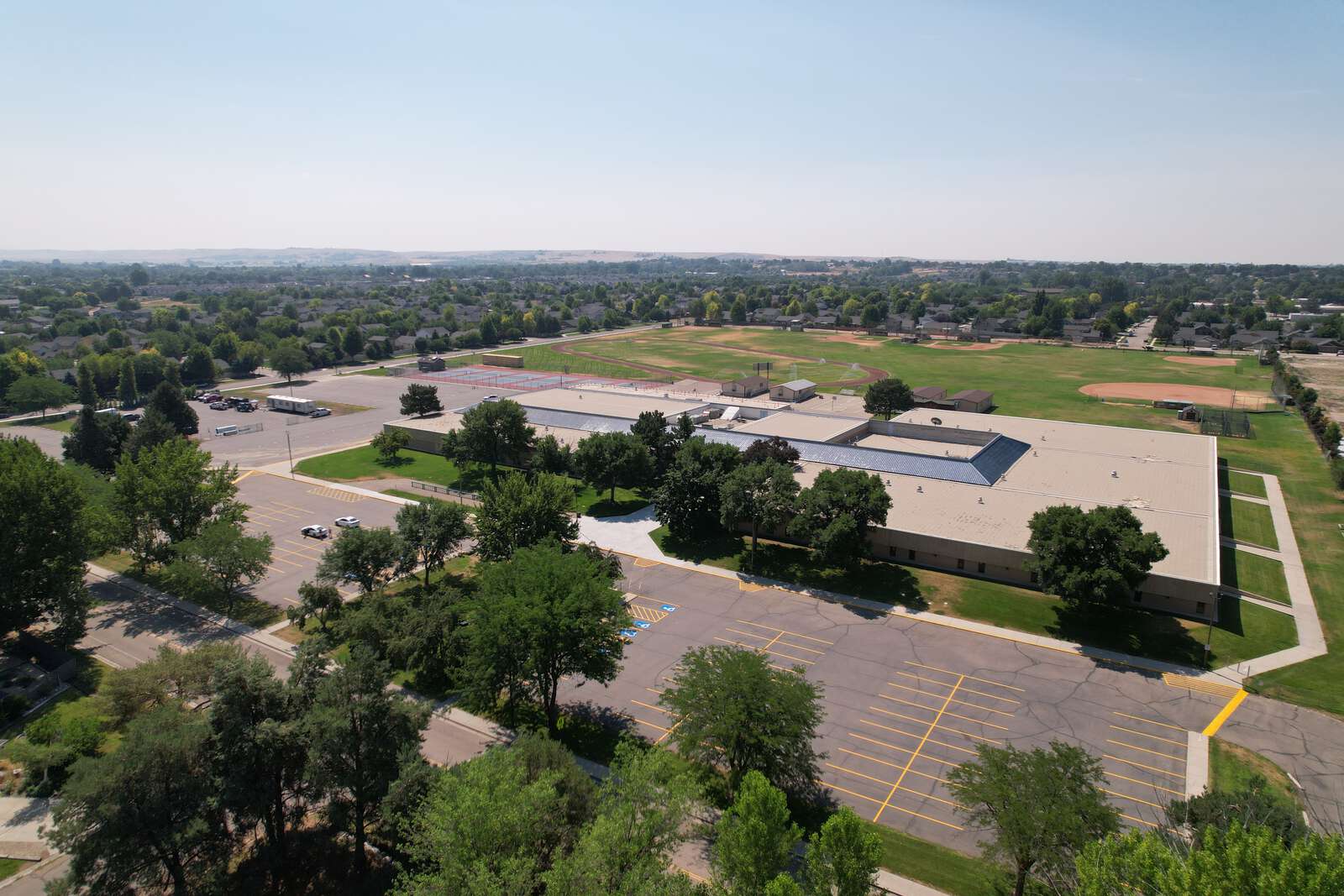 Lake Hazel Middle School in Boise Idaho Hero Image