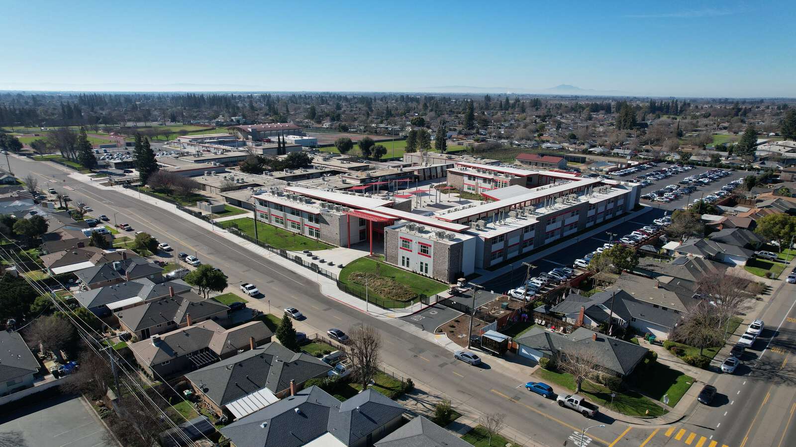 Lodi High School in Lodi California Hero Image