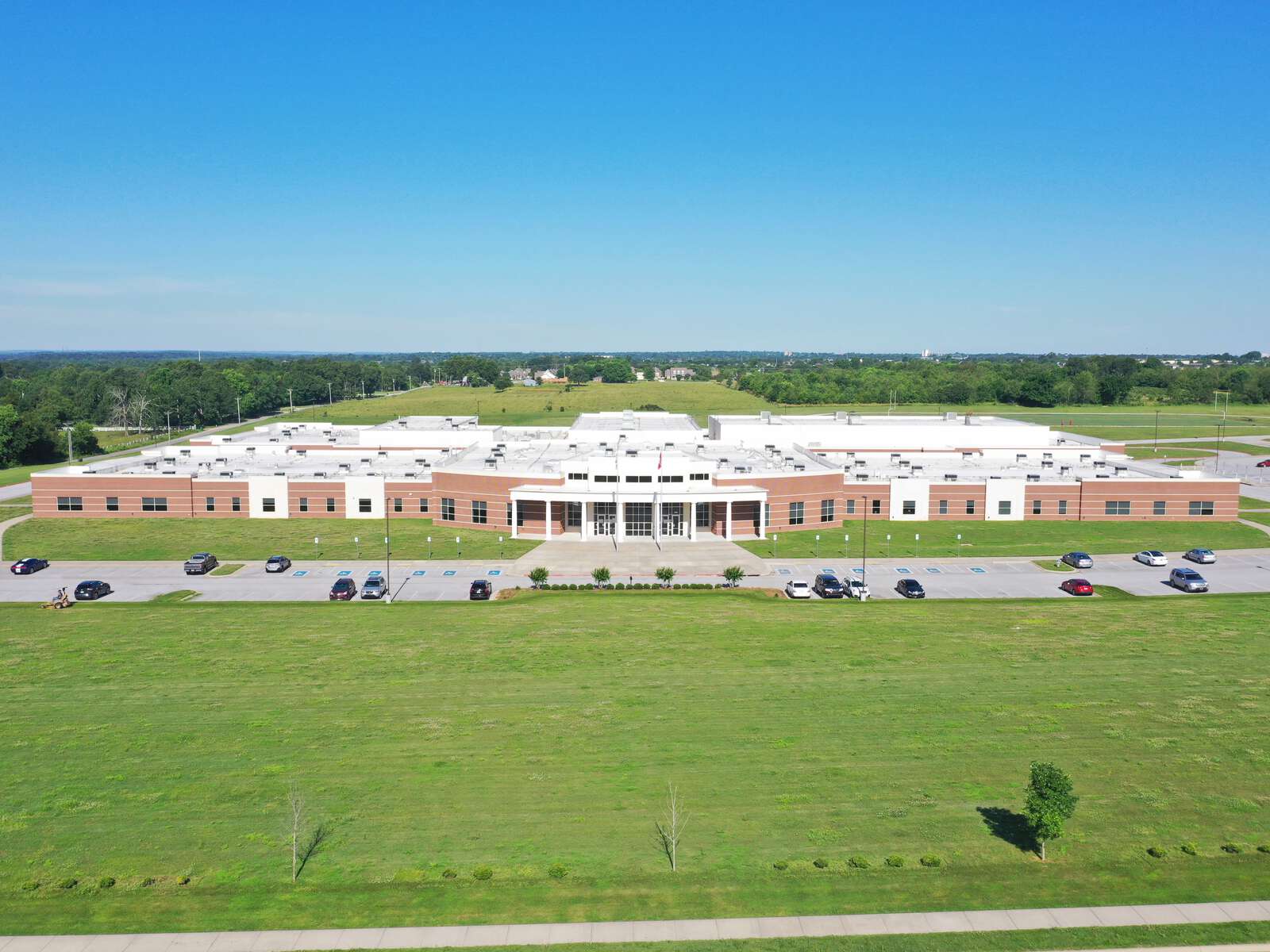 Lakeside Jr. High School in Springdale Arkansas Hero Image