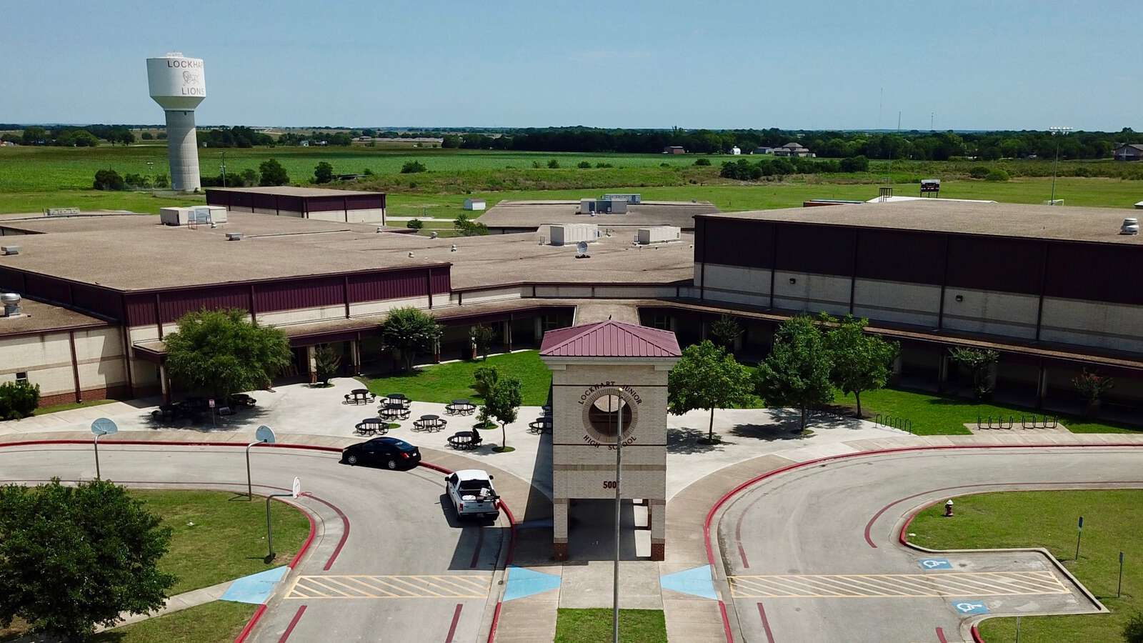 Lockhart Junior High School in Lockhart Texas Hero Image