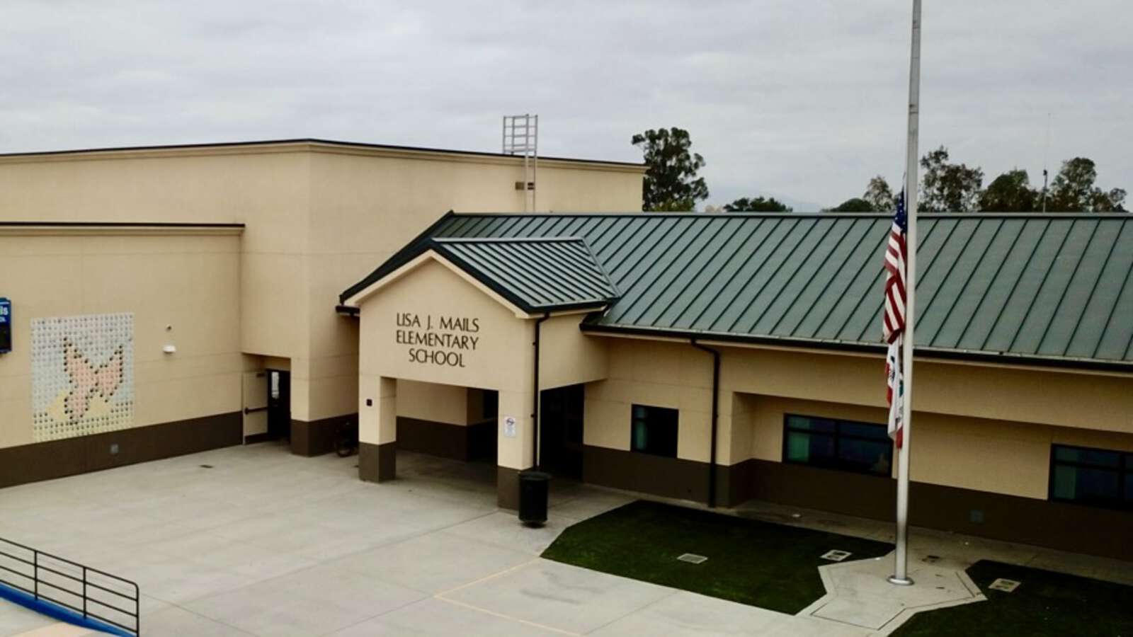 Lisa J. Mails Elementary School in Murrieta California Hero Image