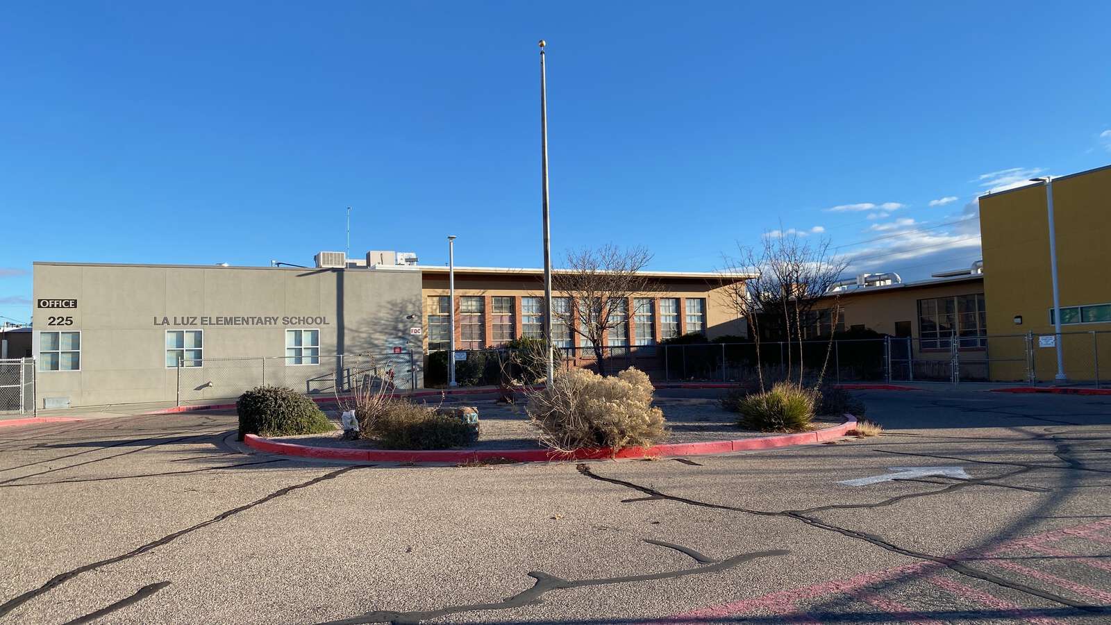 La Luz Elementary School in Albuquerque New Mexico Hero Image