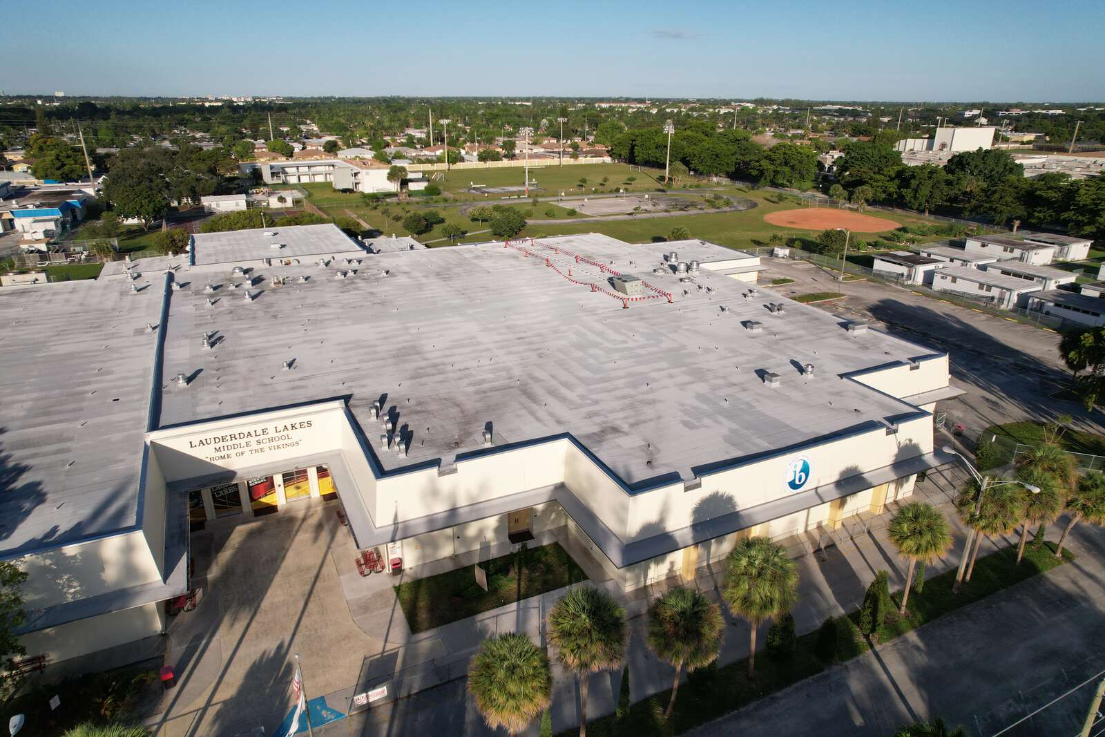 Lauderdale Lakes Middle School in Laud Lakes Florida Hero Image