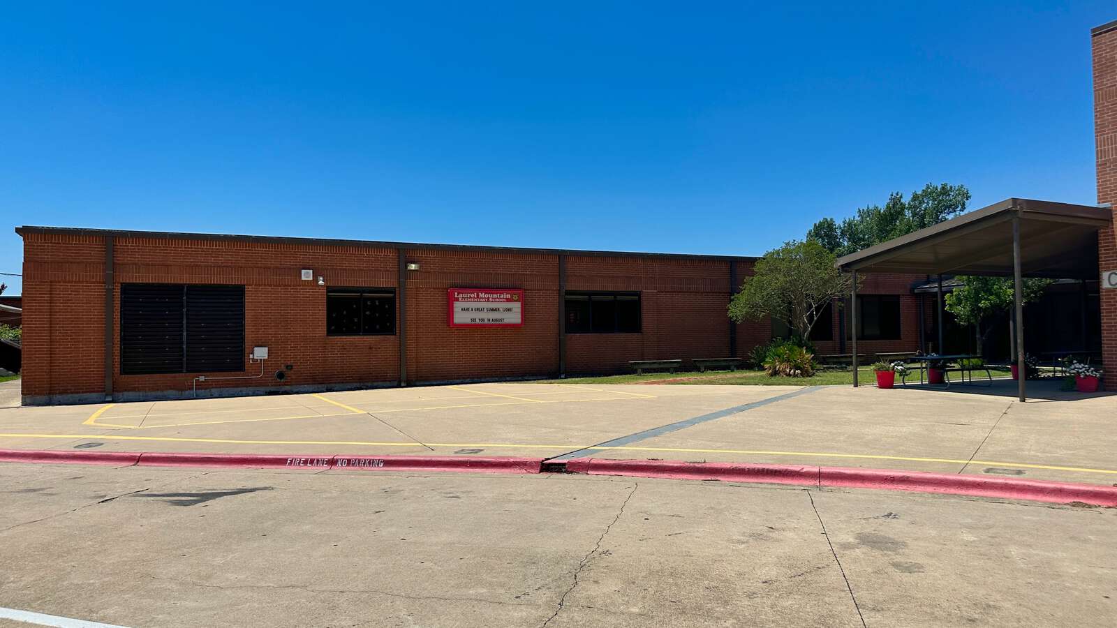 Laurel Mountian Elementary School in Austin Texas Hero Image