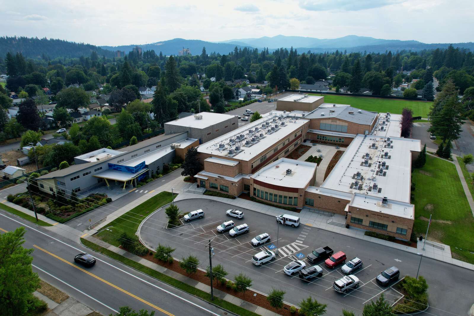 Lakes Middle School in Coeur d' Alene Idaho Hero Image