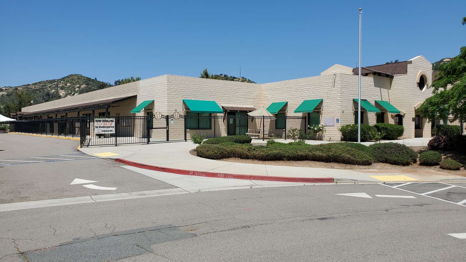 Lilac School in Valley Center California Hero Image