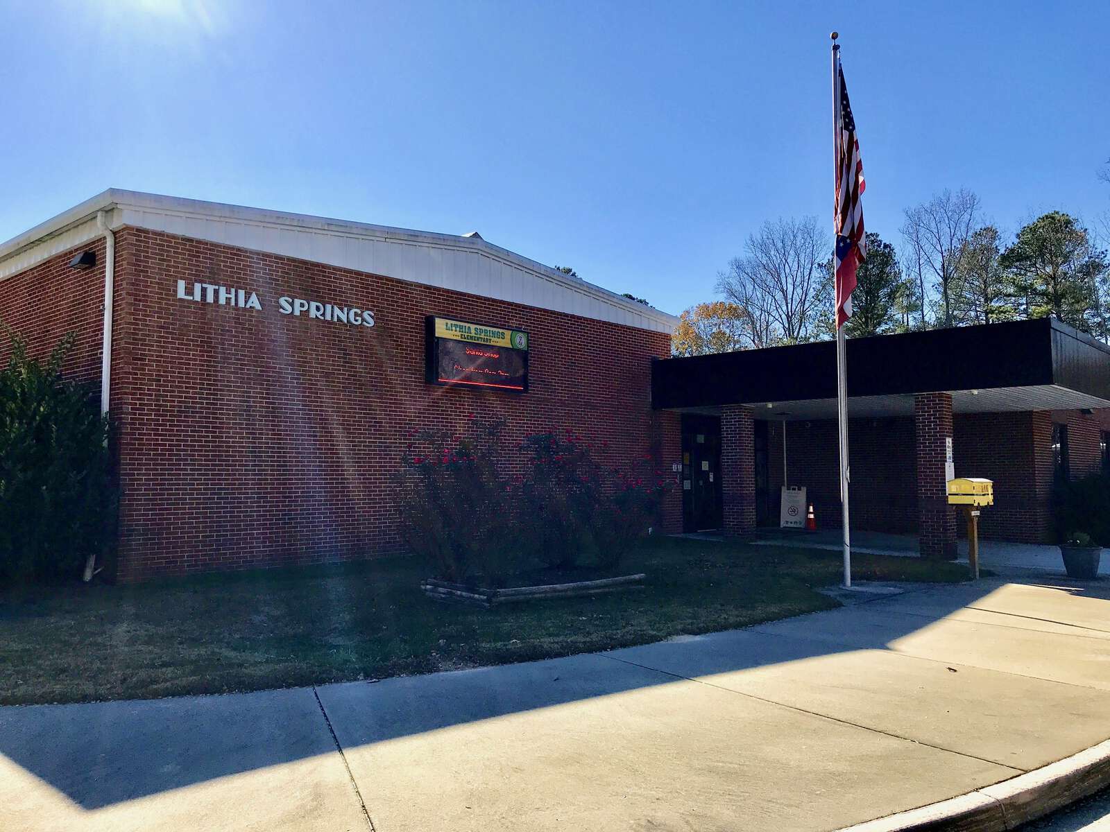 Lithia Springs Elementary School in Lithia Springs Georgia Hero Image