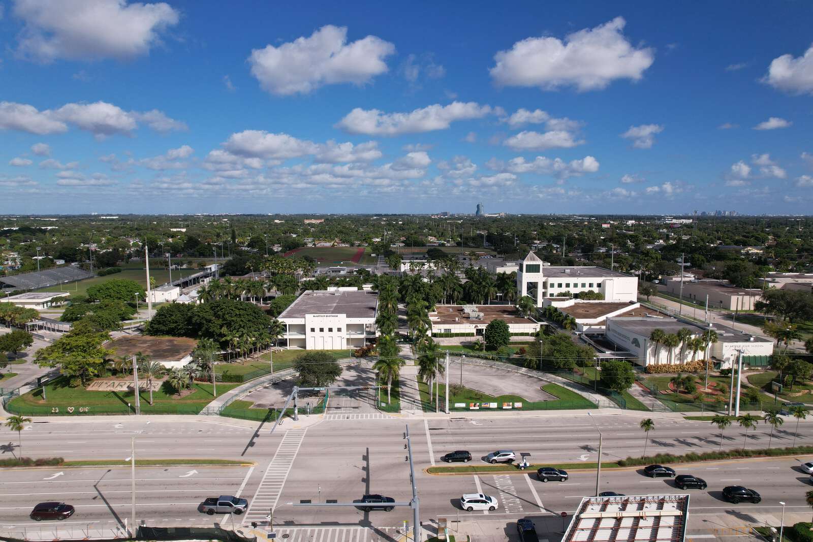 McArthur High School in Hollywood Florida Hero Image