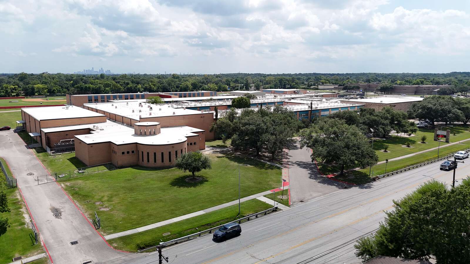 MacArthur High School in Houston Texas Hero Image