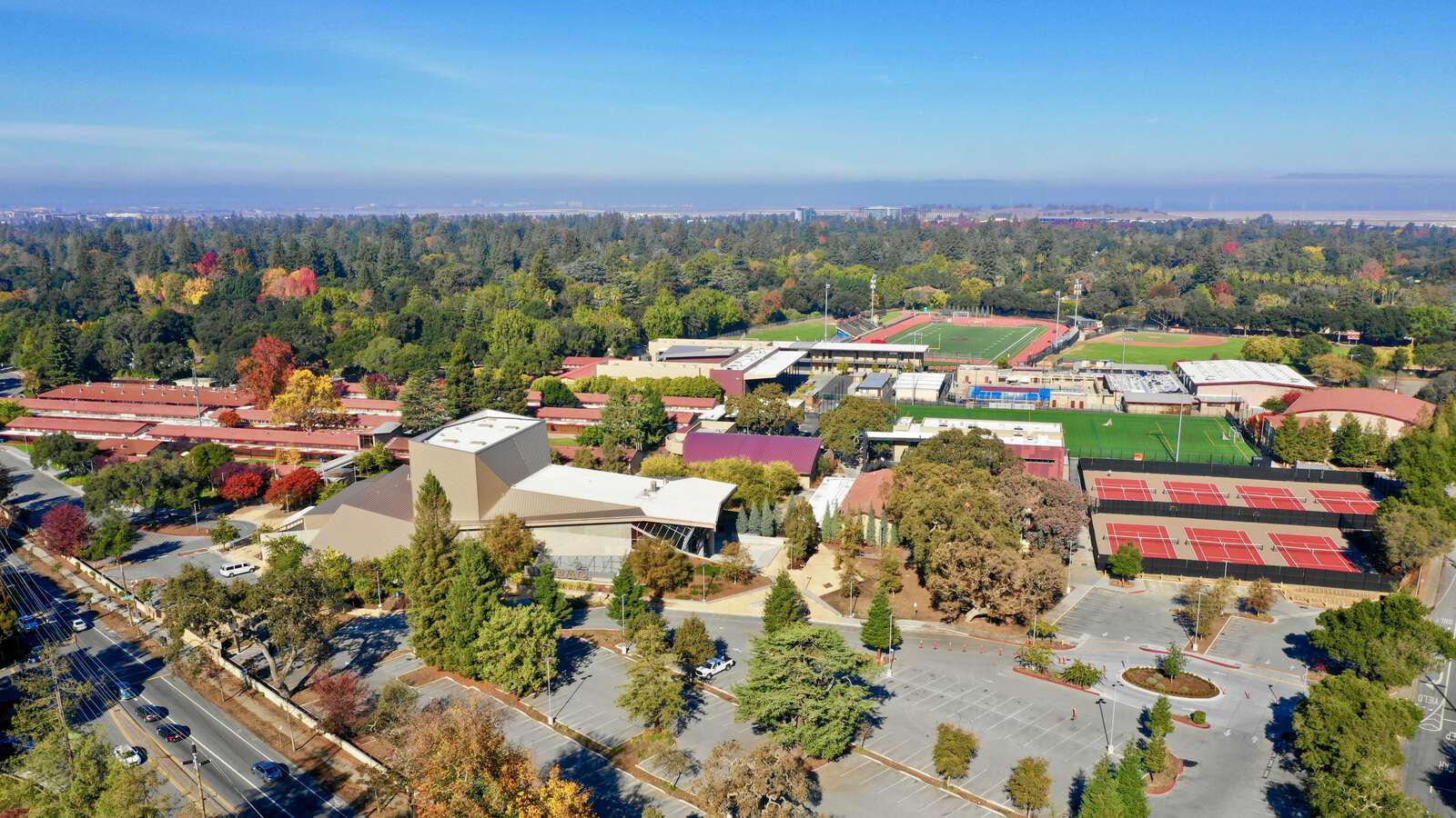 Menlo-Atherton High School in Atherton California Hero Image