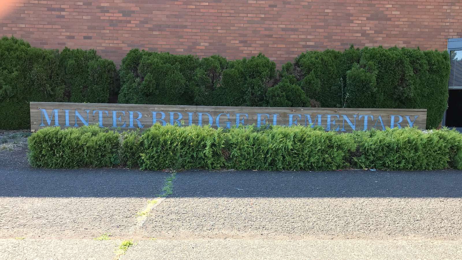 Minter Bridge Elementary School in Hillsboro Oregon Hero Image