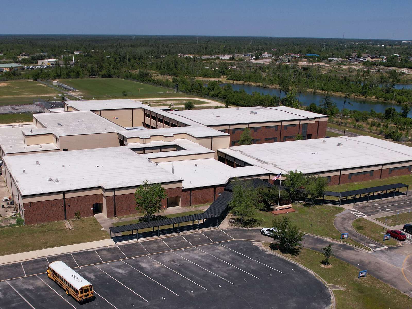 Merritt Brown Middle School in Panama City Florida Hero Image