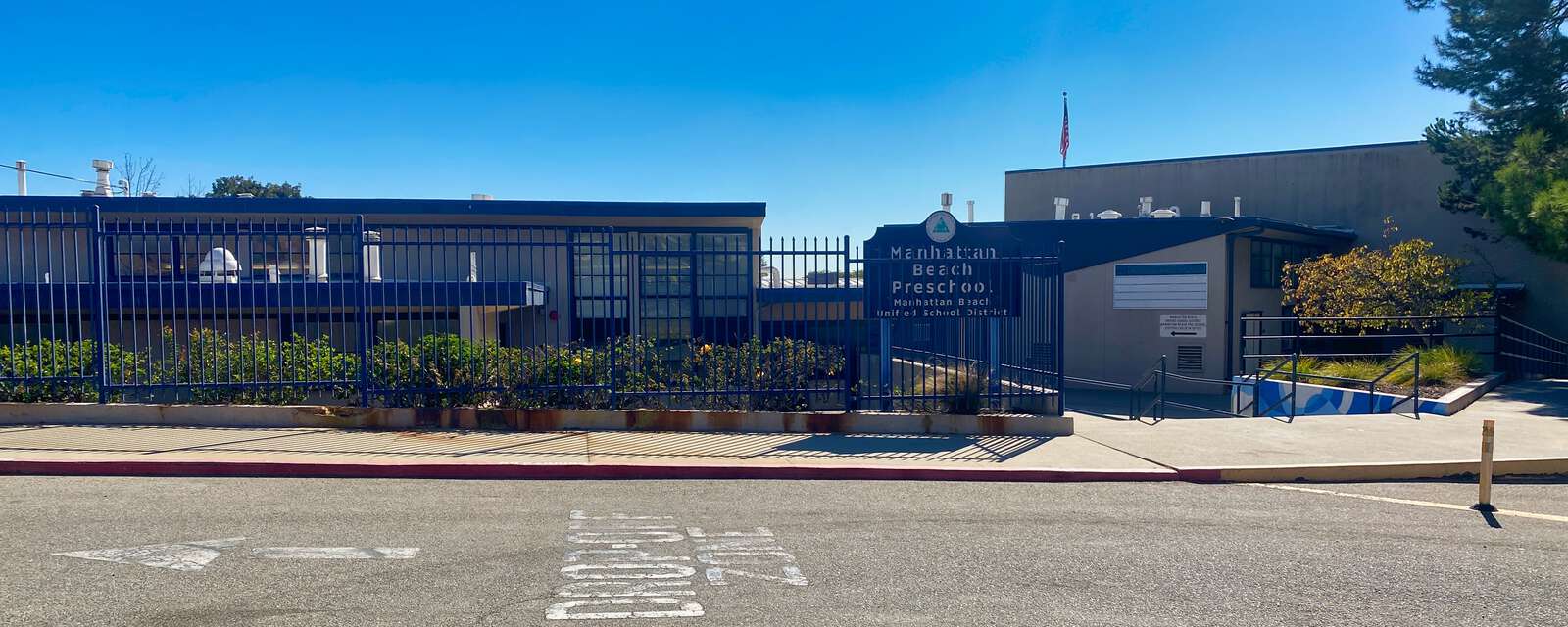 Rent Fields Gyms Theaters And More In Manhattan Beach