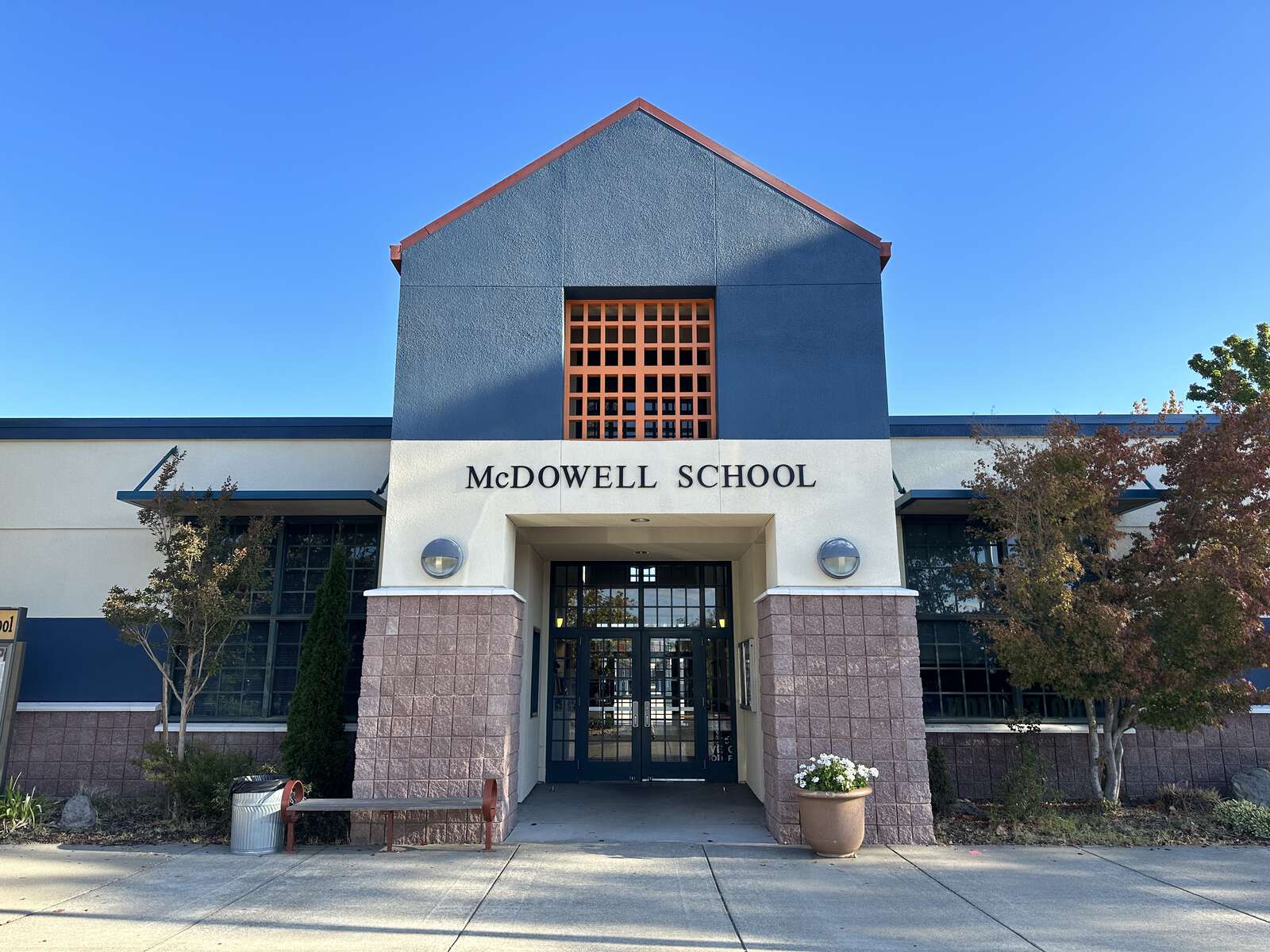 Mcdowell Elementary School in Petaluma California Hero Image
