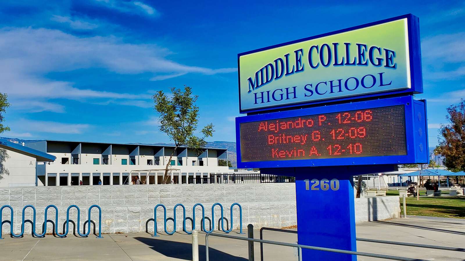 Middle College High School in San Bernardino California Hero Image