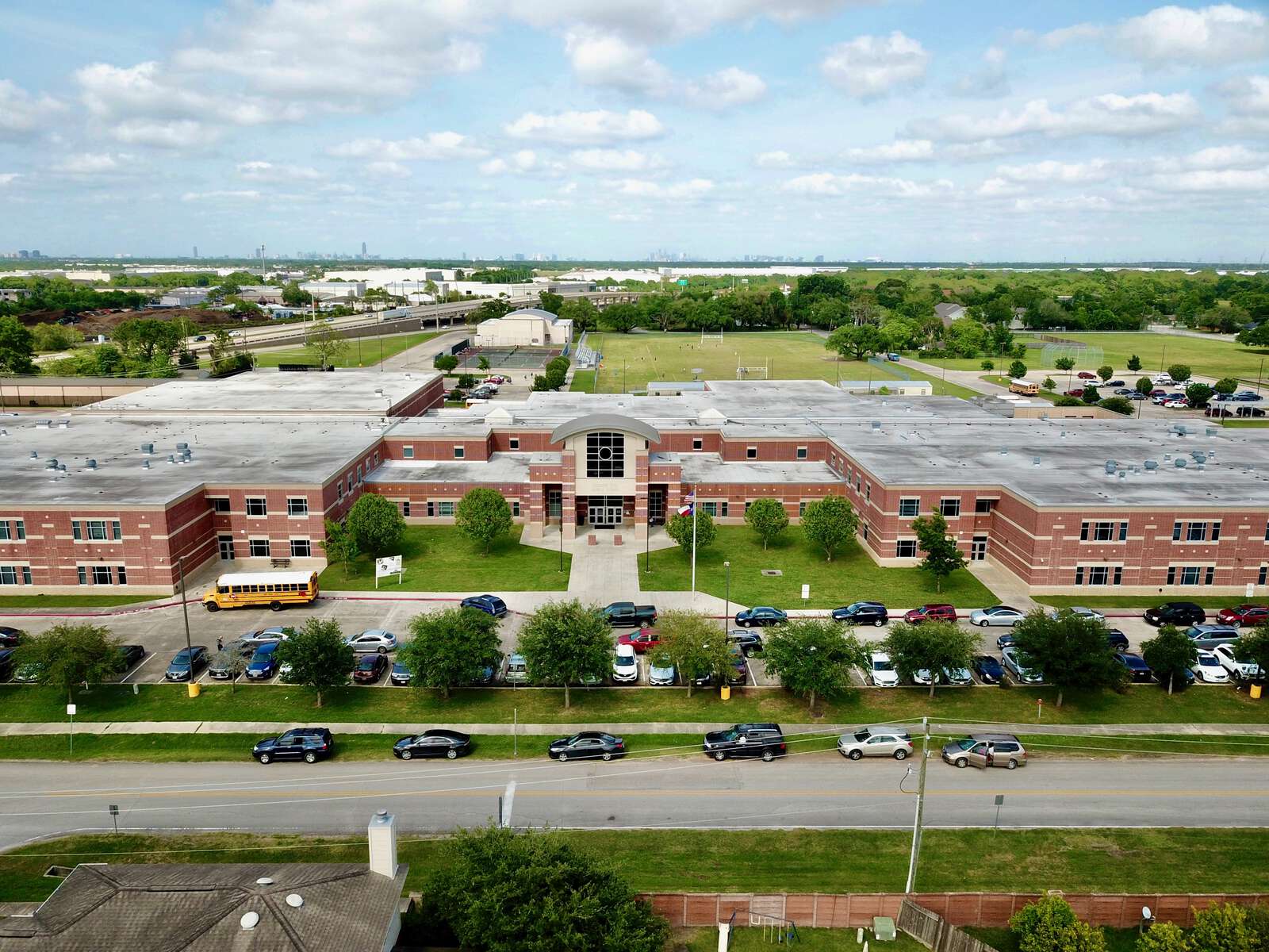 Missouri City Middle School in Missouri City Texas Hero Image