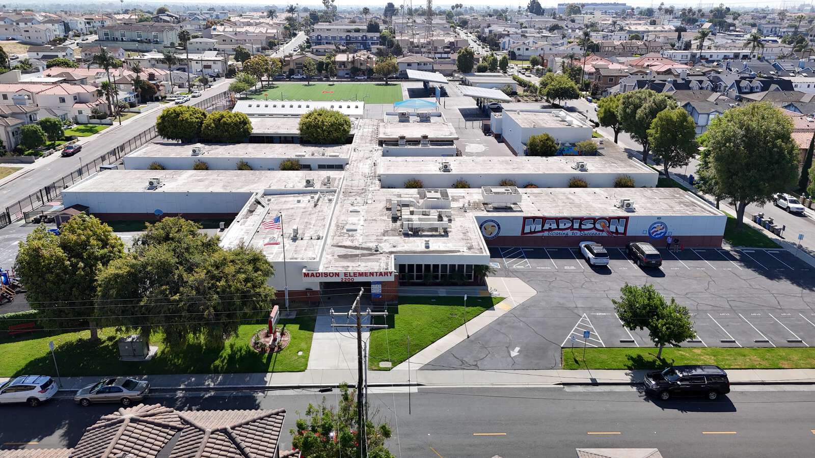 Madison Elementary School in Redondo Beach California Hero Image