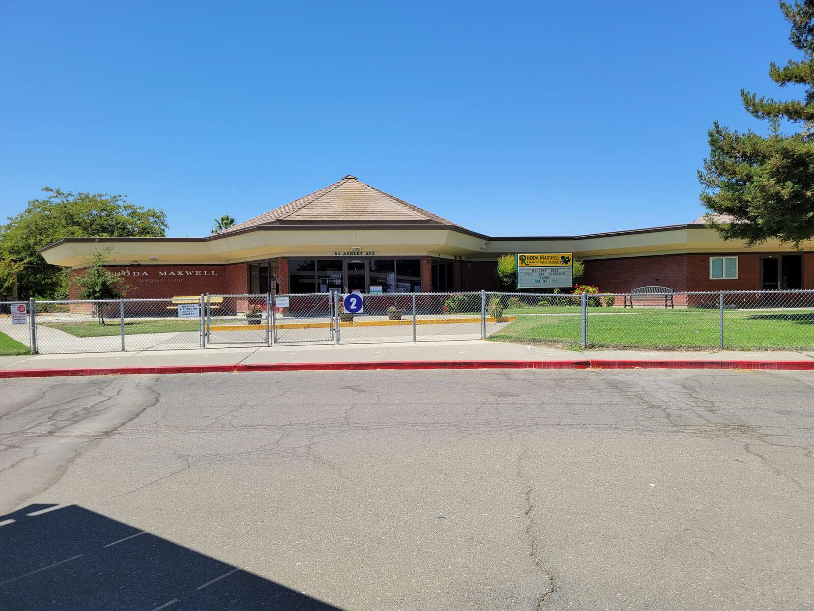 Maxwell Rhoda Rent fields, gyms, theaters and more in Woodland