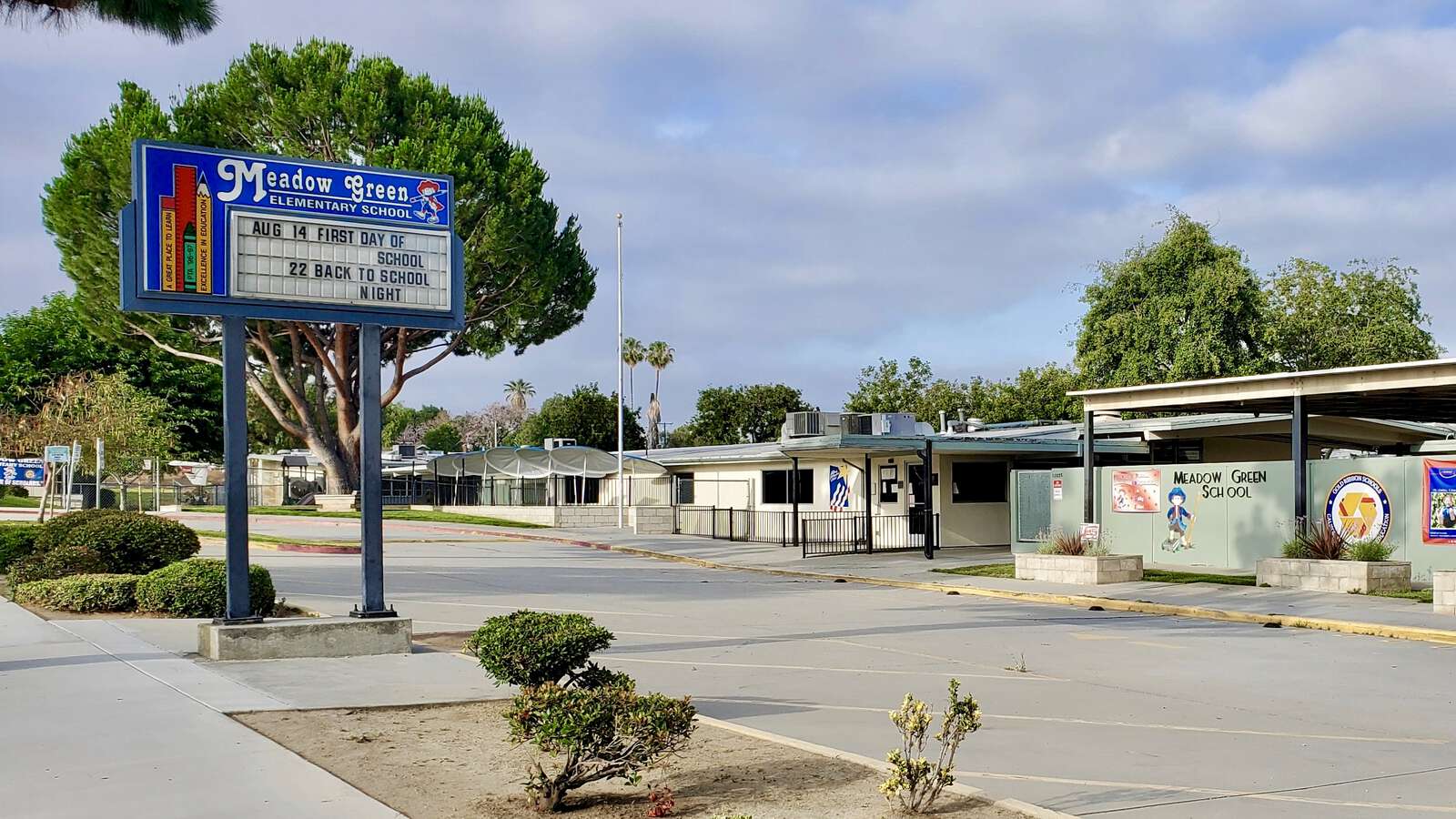 Meadow Green Elementary School in Whittier California Hero Image