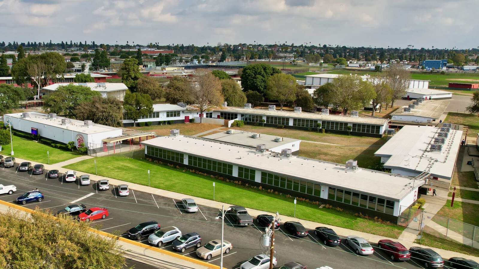 Inglewood High School in Inglewood California Hero Image