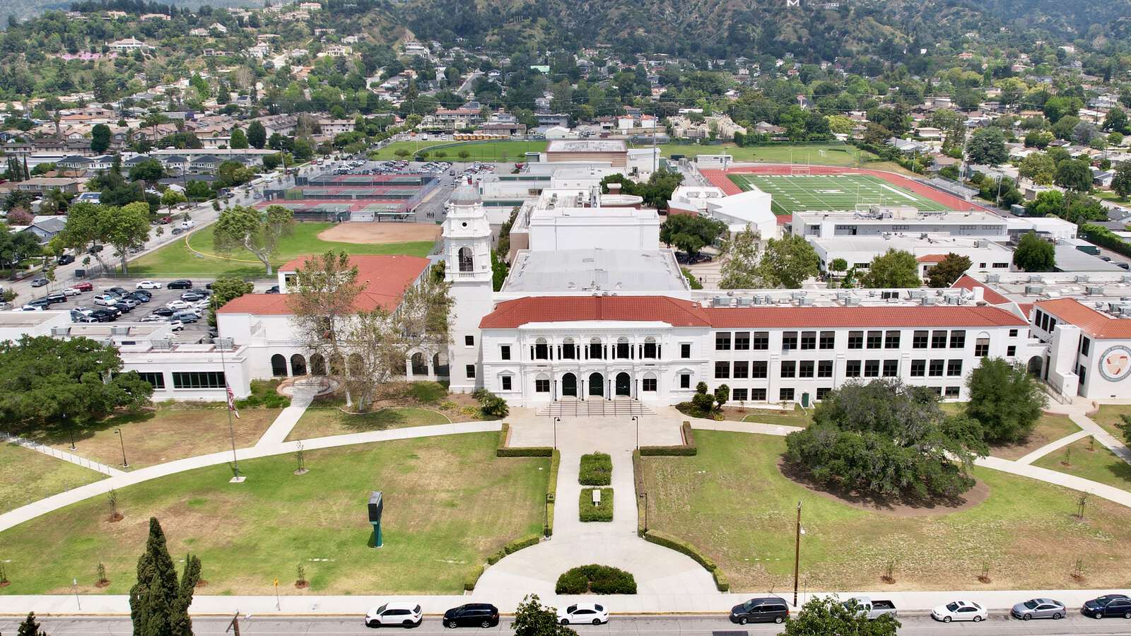 Monrovia High School in Monrovia California Hero Image