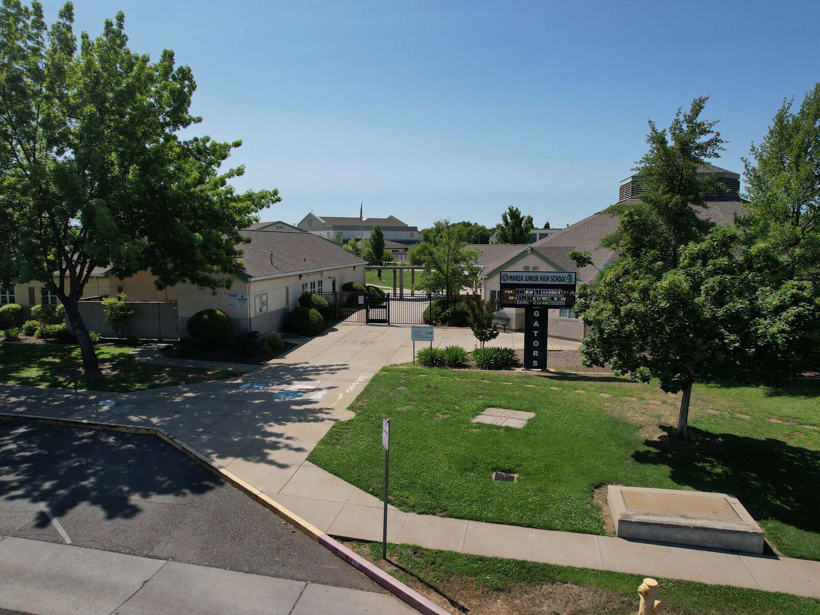 Marsh Junior High School in Chico California Hero Image