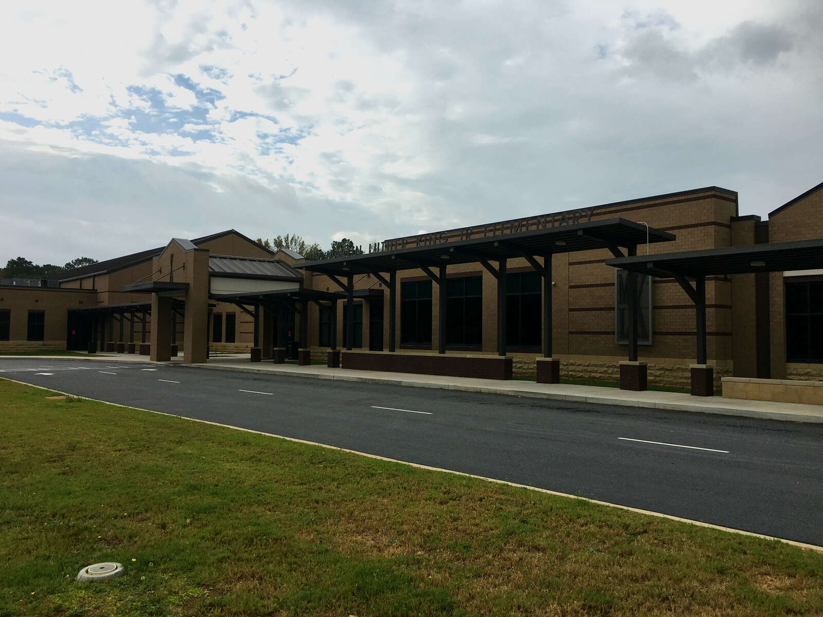 Dr. Martin Luther King Jr. Elementary School in Macon Georgia Hero Image