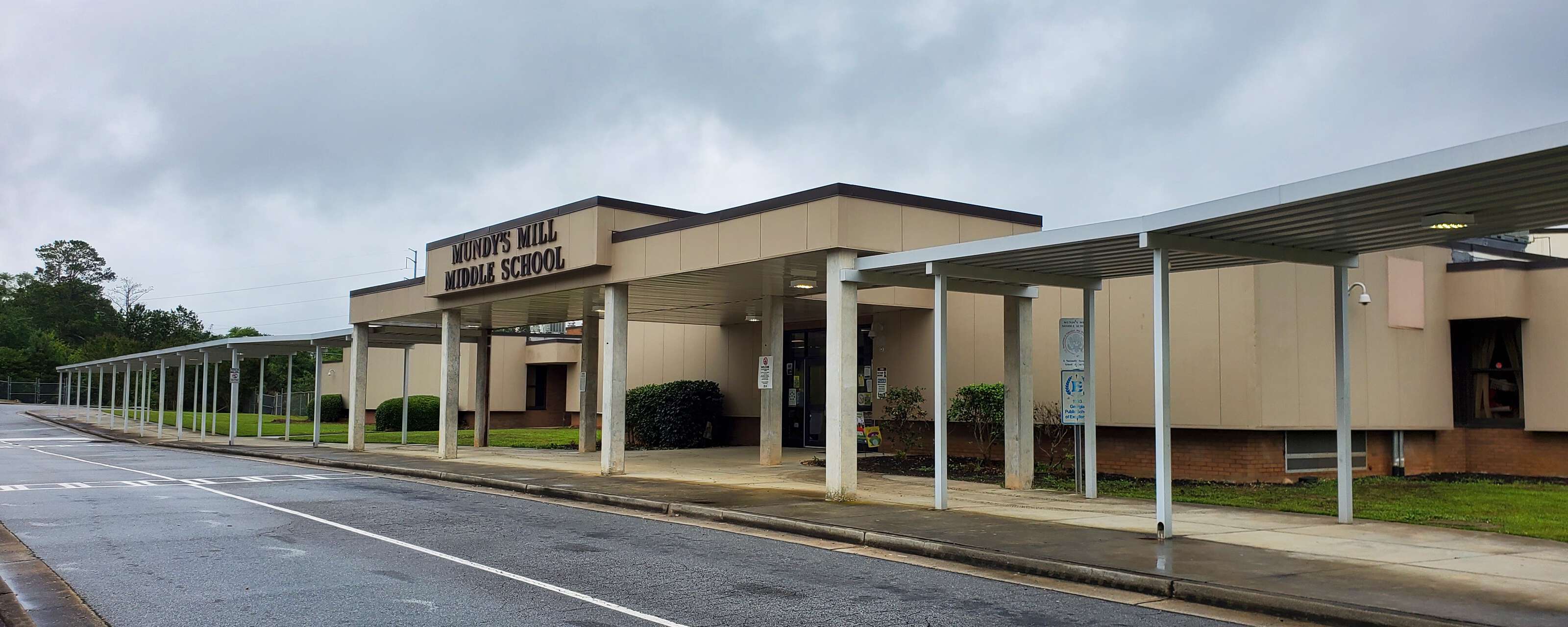 Rent fields, gyms, theaters and more in Jonesboro