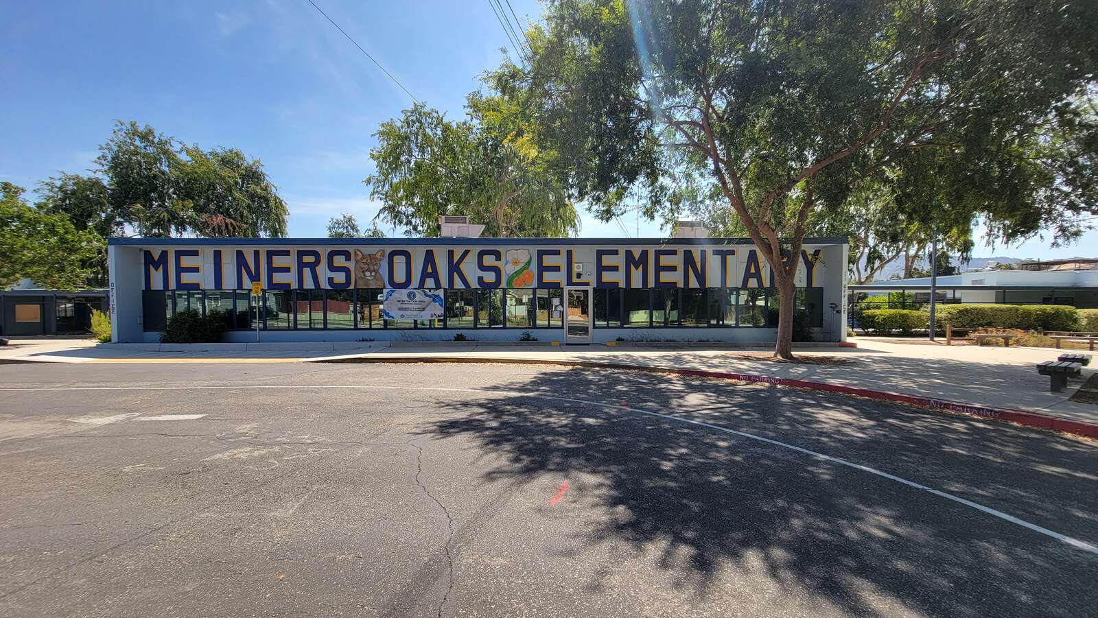 Meiners Oaks Elementary School in Ojai California Hero Image