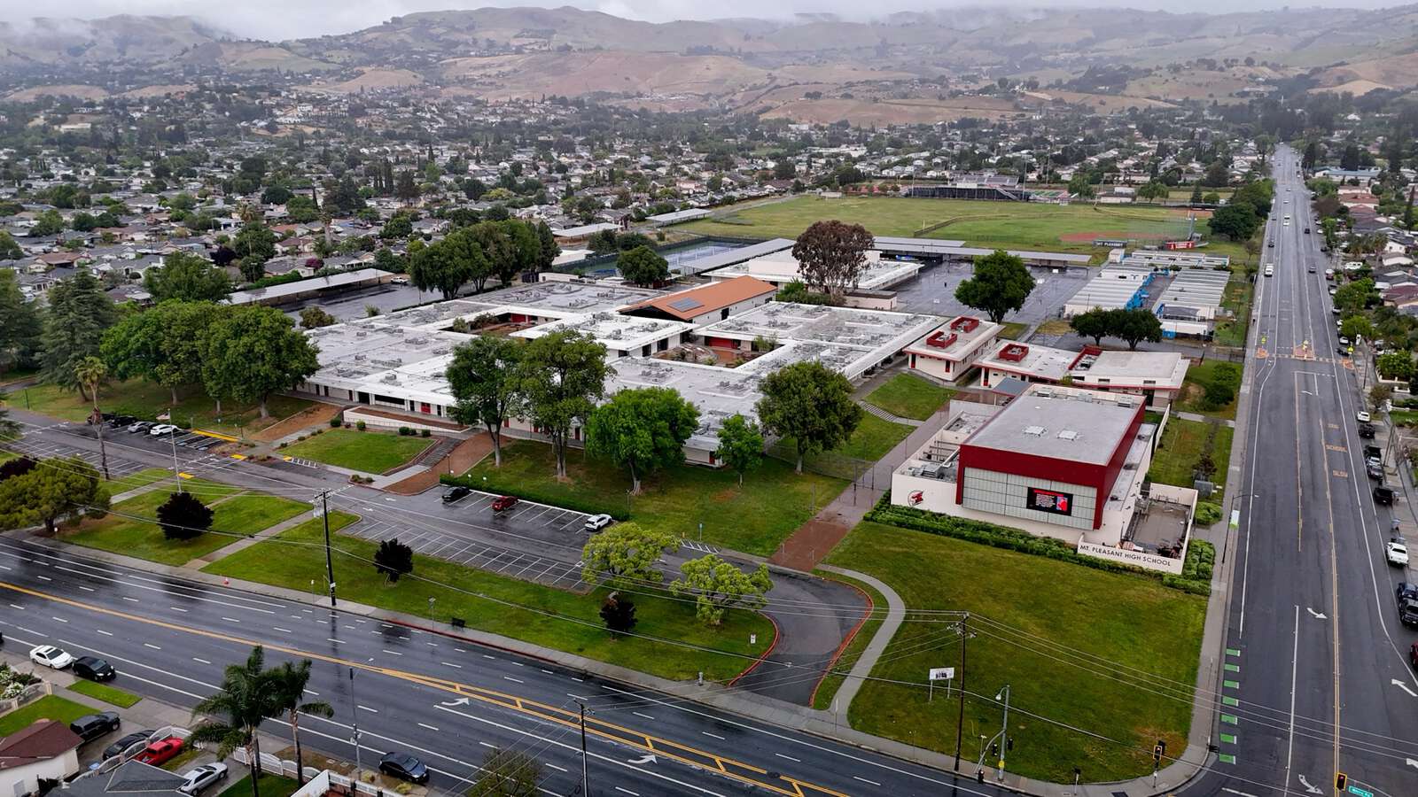 Mt. Pleasant High School in San Jose California Hero Image