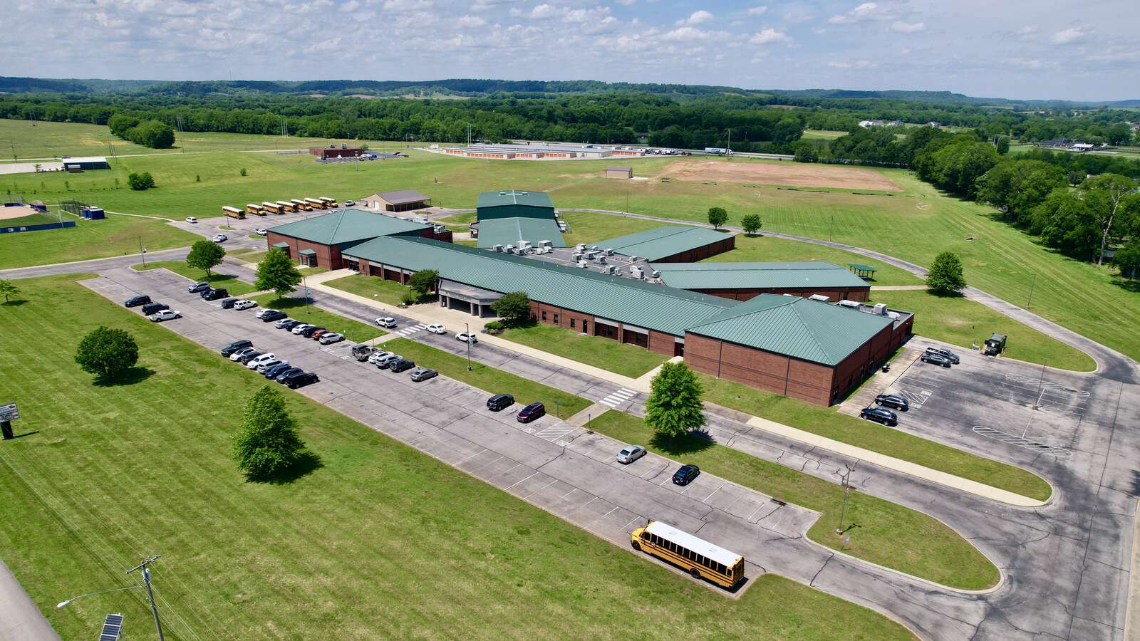 Mt. Pleasant Middle School of the Visual and Performing Arts in Mt. Pleasant Tennessee Hero Image