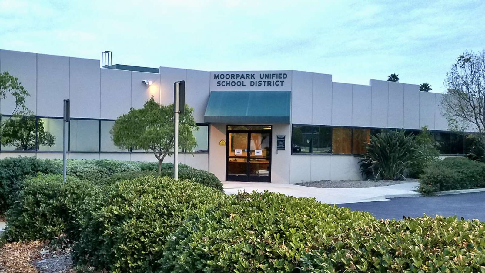 Moorpark Unified School District in Moorpark California Hero Image