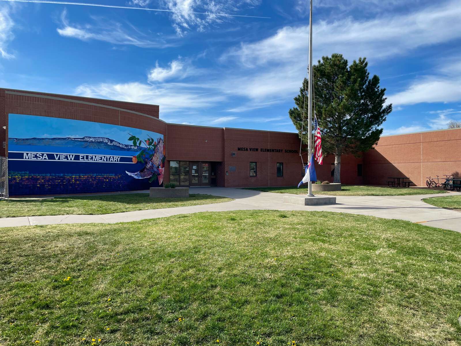 Mesa View Elementary School in Grand Junction Colorado Hero Image