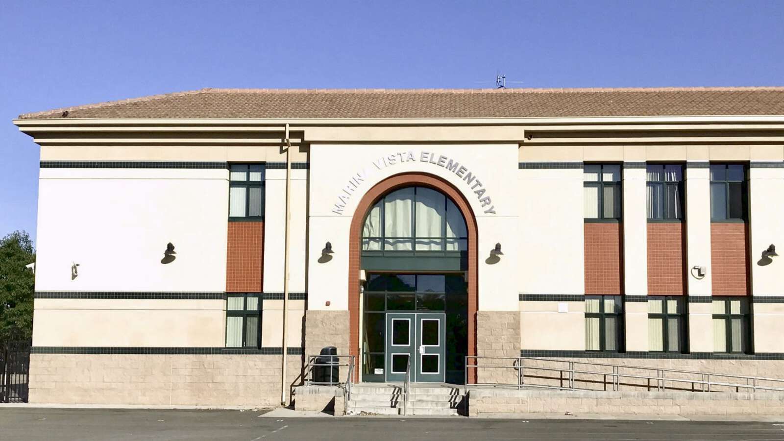 Marina Vista Elementary School in Pittsburg California Hero Image